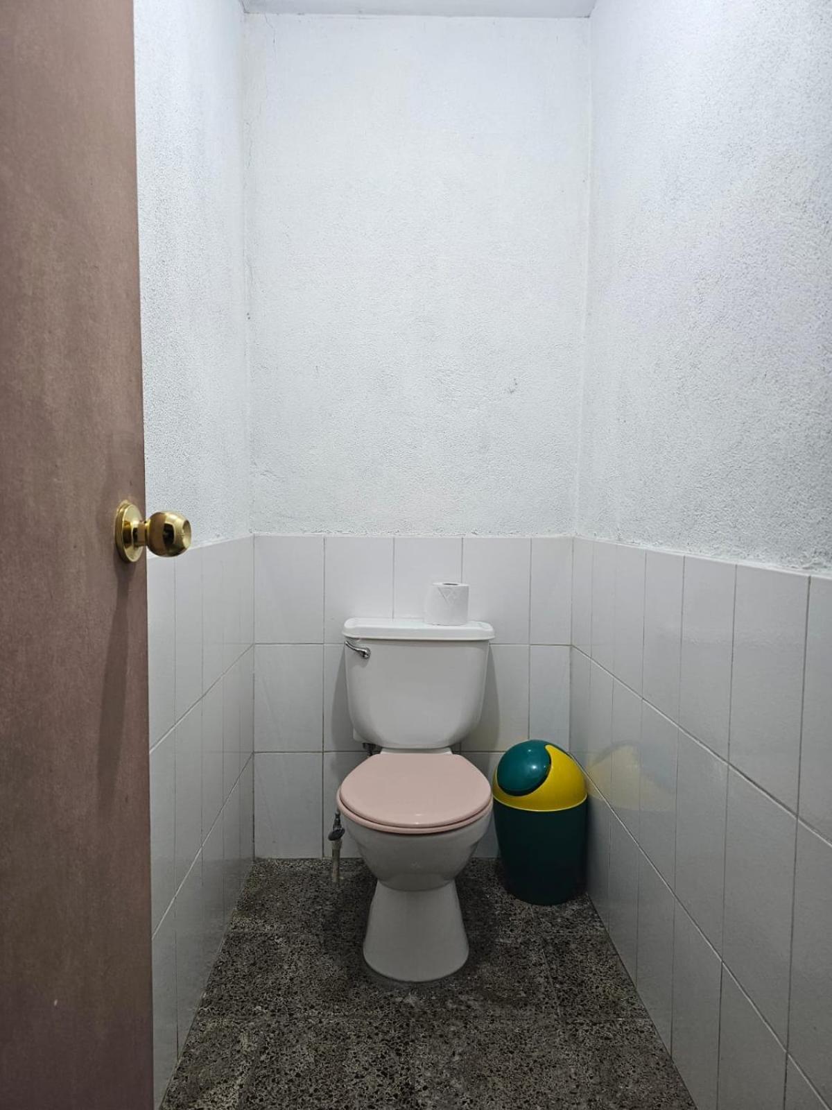 Hostal The Friends ปานาคาเชล ภายนอก รูปภาพ
